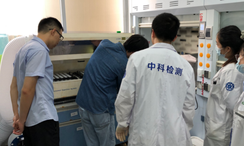 为中科检测提供仪器升级优化及培训服务现场